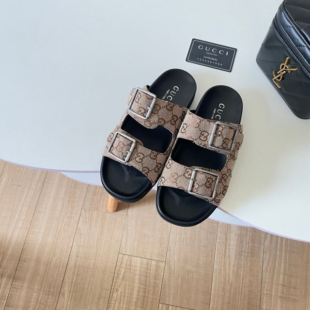 Luxury Fashion Buckle Strap Flat Slides