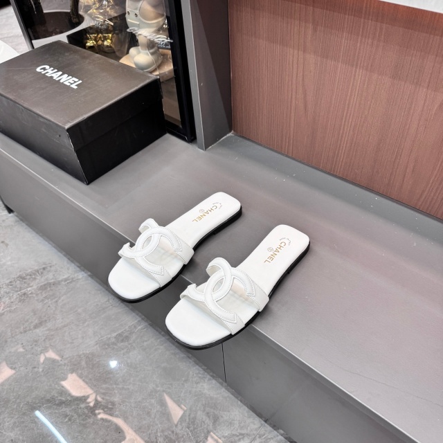 Fashion Leather Hollow Out Flat Slides