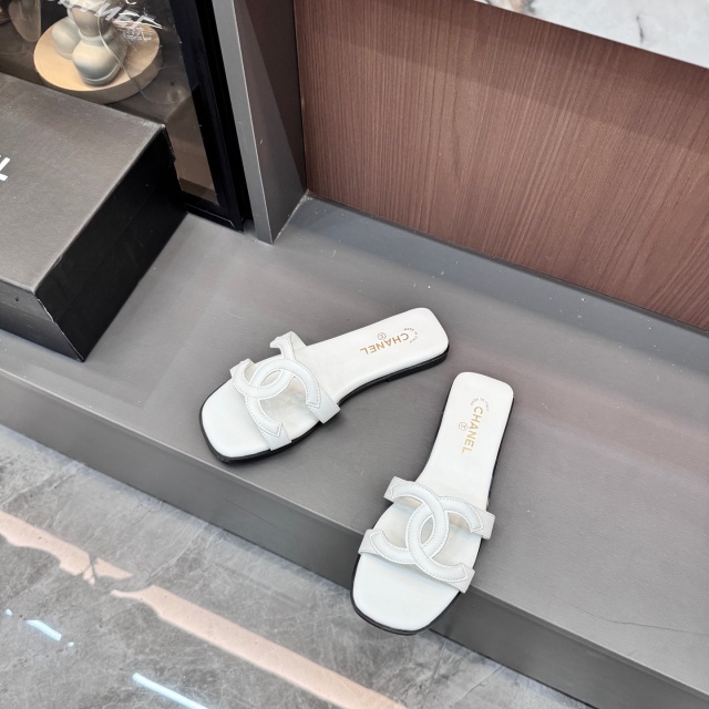 Fashion Leather Hollow Out Flat Slides