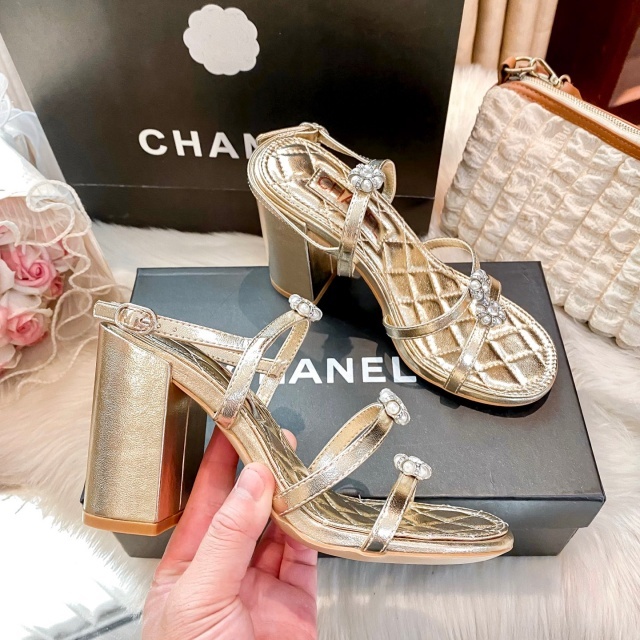 Luxury Fashion Women Hollow Out Chunky Sandals