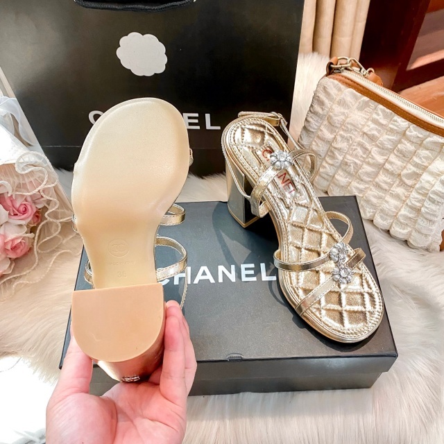 Luxury Fashion Women Hollow Out Chunky Sandals