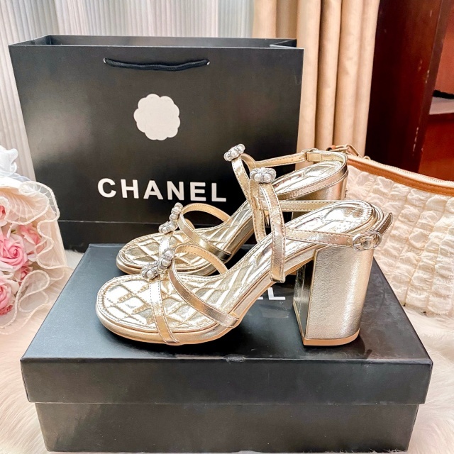 Luxury Fashion Women Hollow Out Chunky Sandals