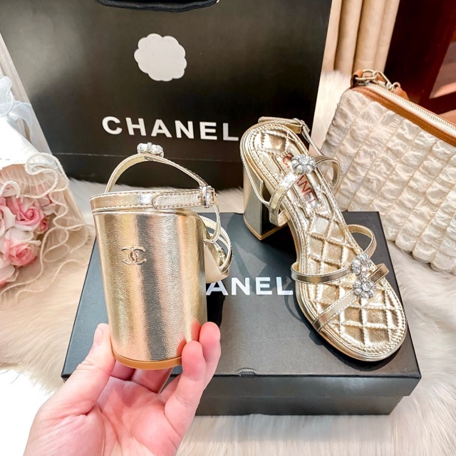 Luxury Fashion Women Hollow Out Chunky Sandals