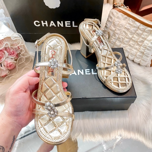 Luxury Fashion Women Hollow Out Chunky Sandals