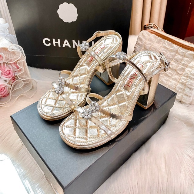 Luxury Fashion Women Hollow Out Chunky Sandals