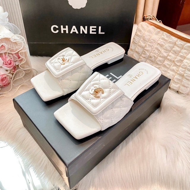 Metal Logo Luxury Women Casual Slides