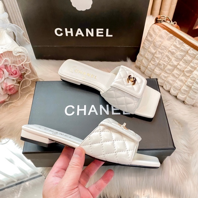 Metal Logo Luxury Women Casual Slides