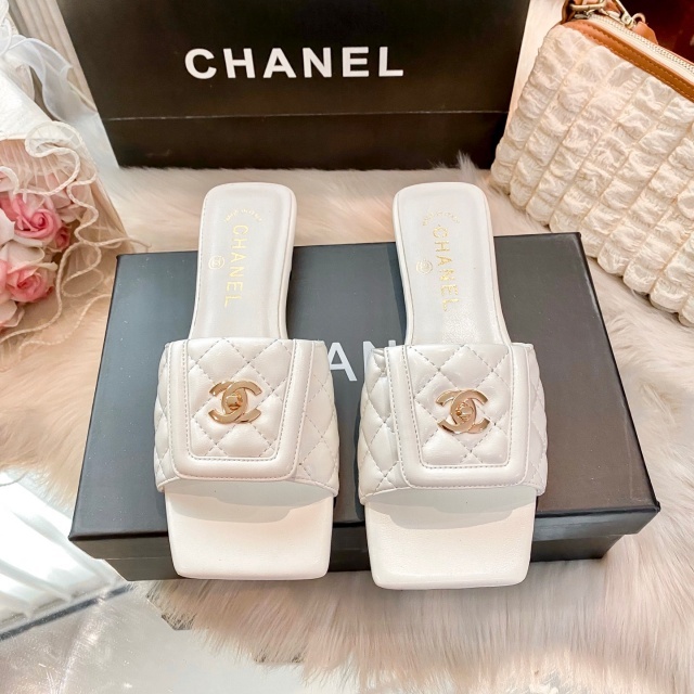 Metal Logo Luxury Women Casual Slides