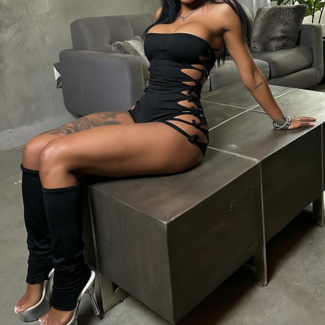 Strapless Hollow Out Laced Romper Set