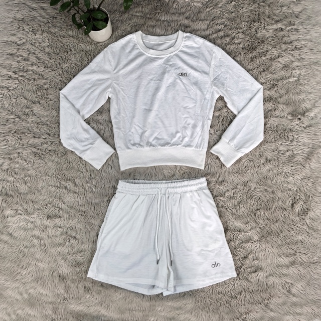 Fashion Embroidery Women Sport Short Set