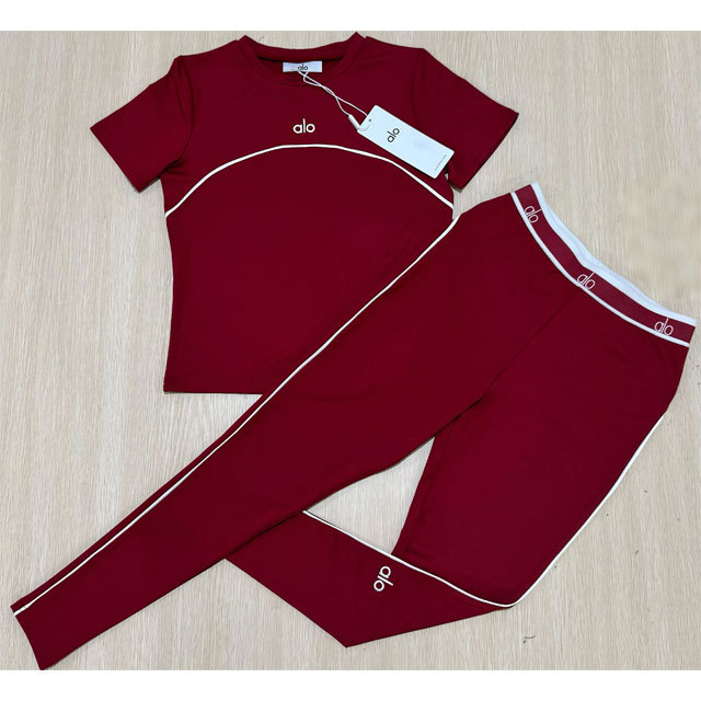 Fashion Embroidery Women Short Sleeve Tracksuit Set