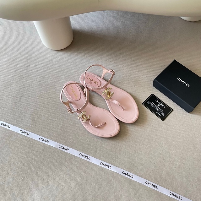 Luxury Fashion Women Flip-Flops Sandals