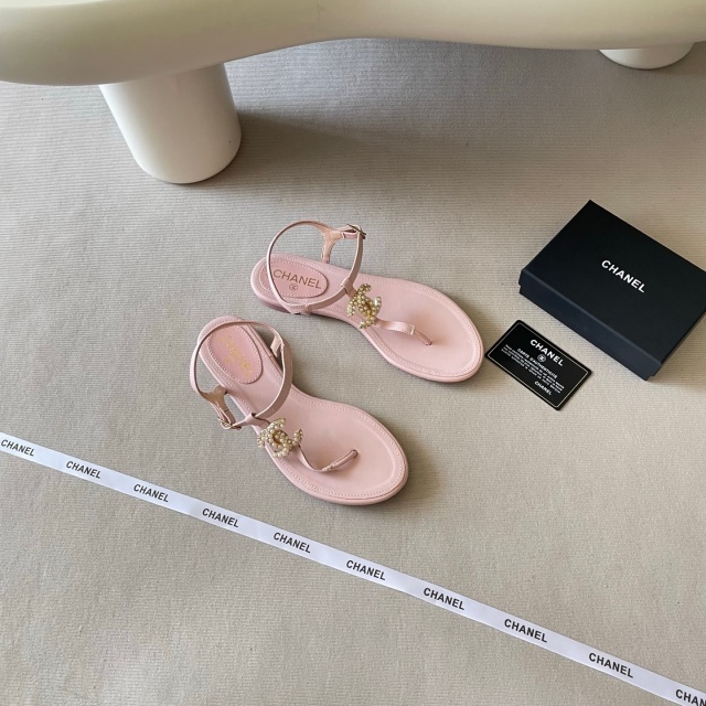 Luxury Fashion Women Flip-Flops Sandals