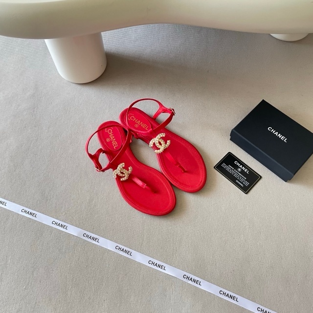 Luxury Fashion Women Flip-Flops Sandals