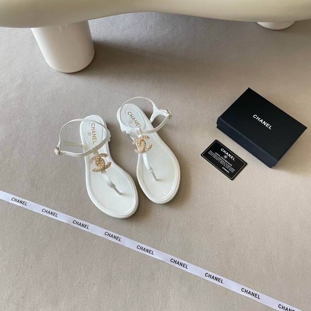 Luxury Fashion Women Flip-Flops Sandals