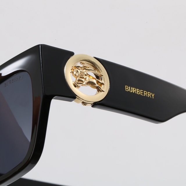 Hollow Out Classic Luxury Streetwear Glasses