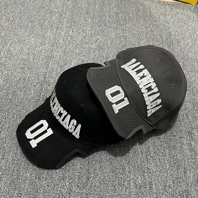 Fashion Cut Out Unisex Baseball Caps
