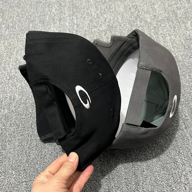Fashion Cut Out Unisex Baseball Caps