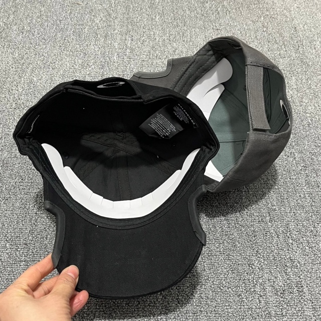 Fashion Cut Out Unisex Baseball Caps