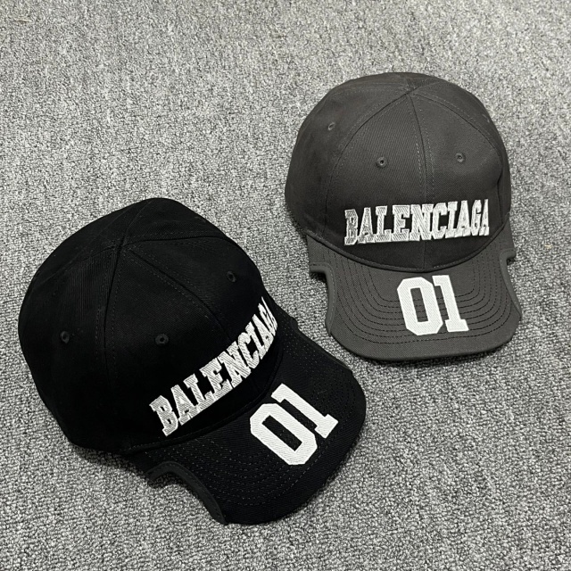 Fashion Cut Out Unisex Baseball Caps