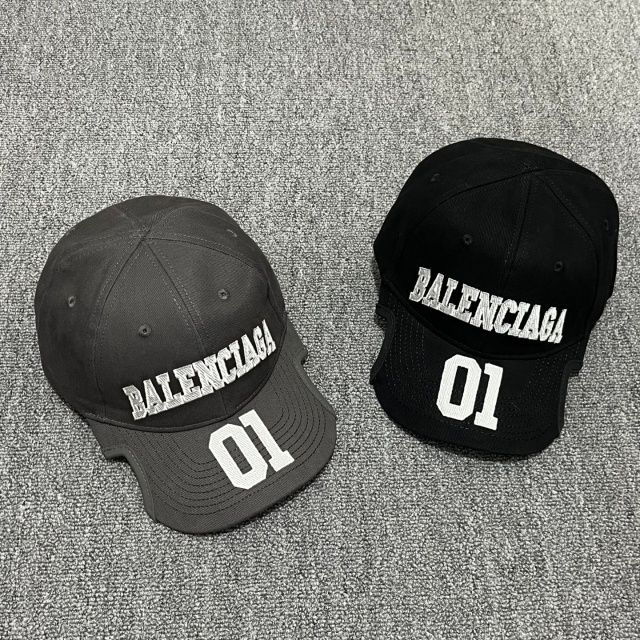 Fashion Cut Out Unisex Baseball Caps