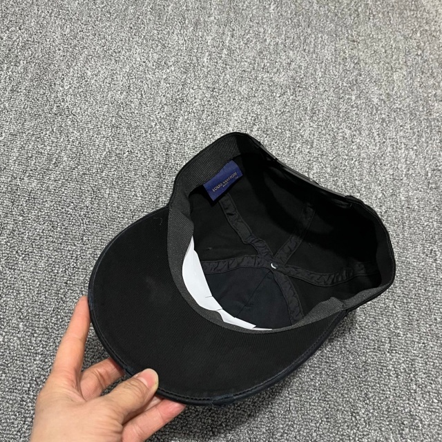 Fashion Embroidery Luxury Unisex Baseball Caps