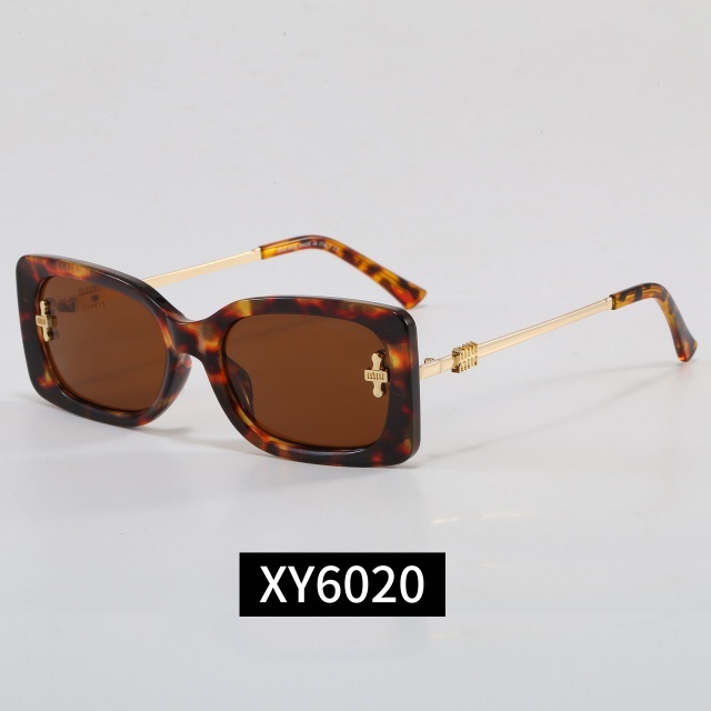 Luxury Design Streetwear Women Glasses