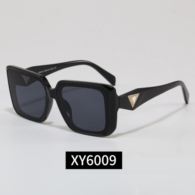 Full Square Frame Diamond Sunglasses
