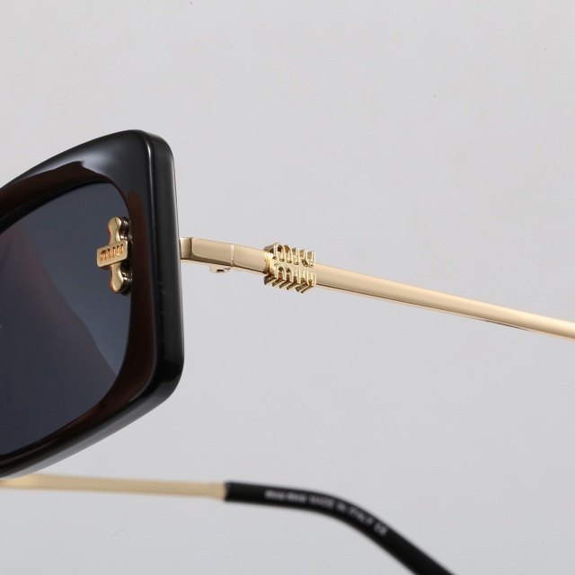 Luxury Design Streetwear Women Glasses