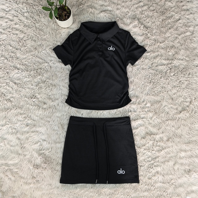 Fashion Embroidery Polo Top Drawstring Skirt Set