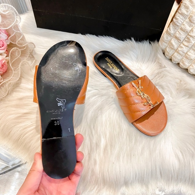 Metal Logo Leather Fashion Flat Slides
