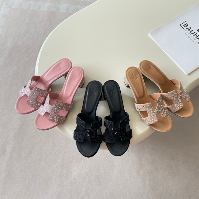 Rhinestones Hollow Out Chunky Sandals