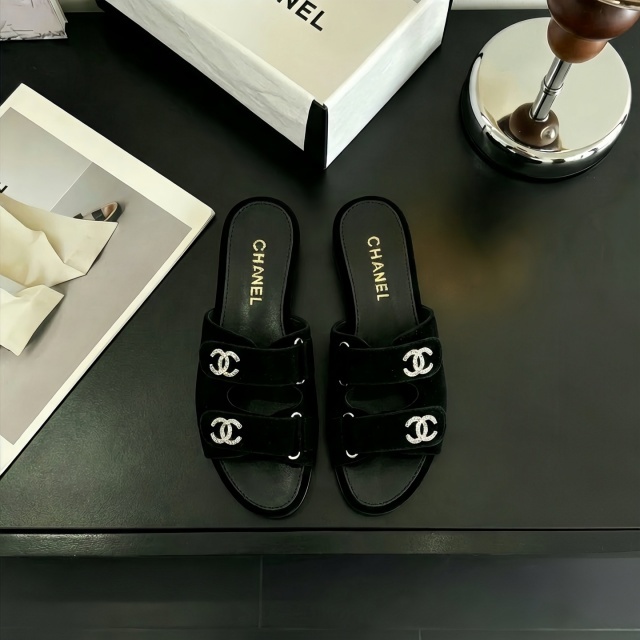 Fashion Metal Logo Velcro Flat Slides