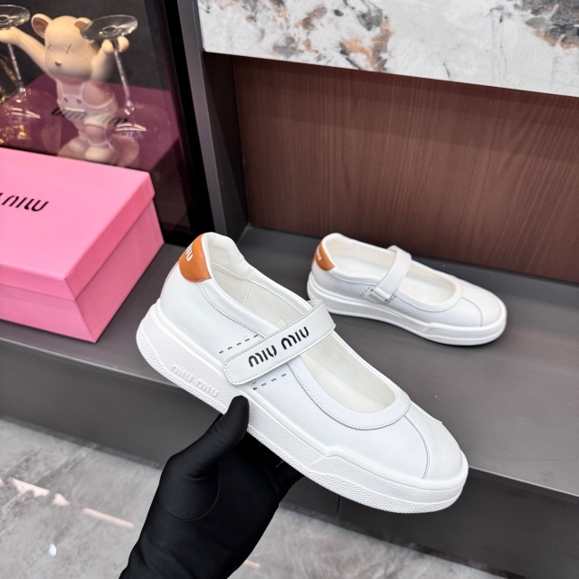 Luxury Fashion Hollow Out Mary Jane Shoes