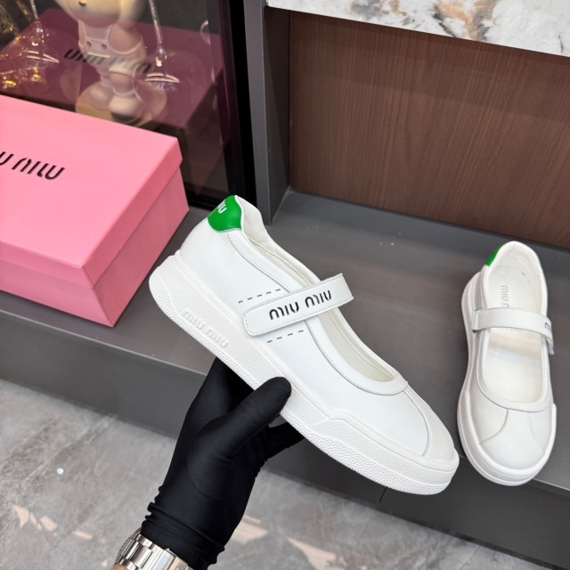 Luxury Fashion Hollow Out Mary Jane Shoes