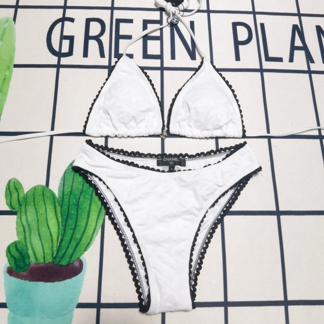 Luxury Fashion Ruched Halter Bikini Set