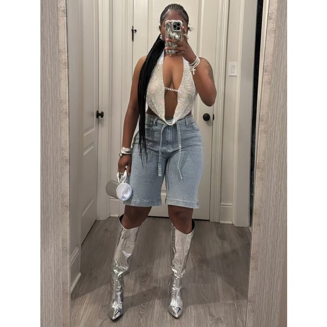Rhinestoned Fashion Knee Legth Denim Jeans