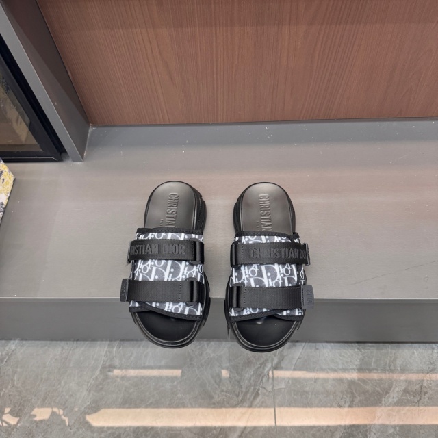 Thick-Soled Women Casual Beach Sandals