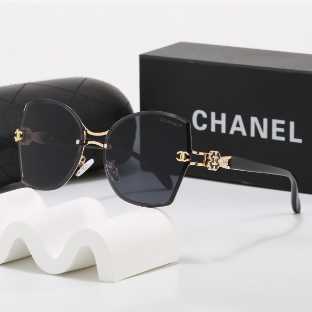 New Luxury Fashion Women Glasses