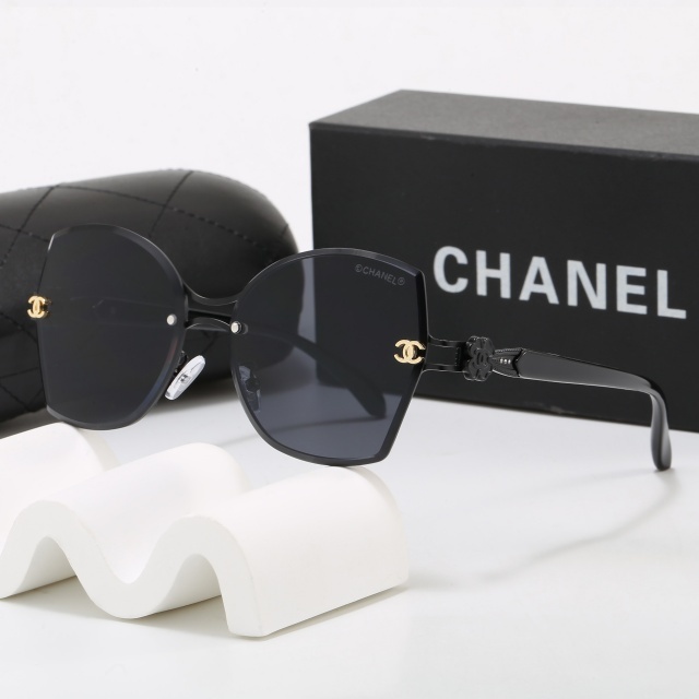 New Luxury Fashion Women Glasses