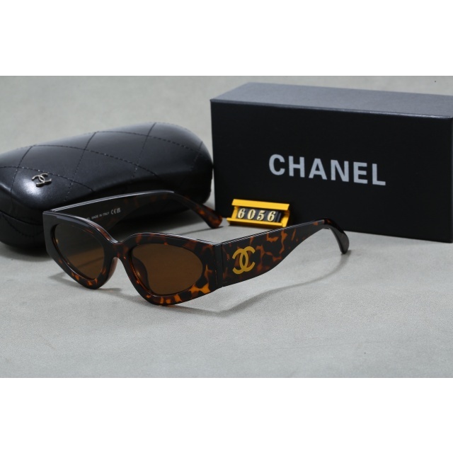 Classic Design Luxury Women Glasses