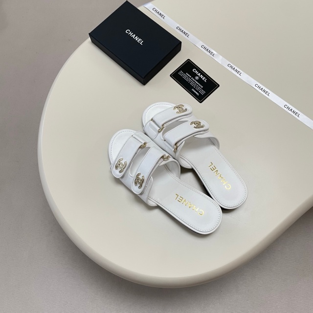 Fashion Rhinestones Velcro Flat Sandals