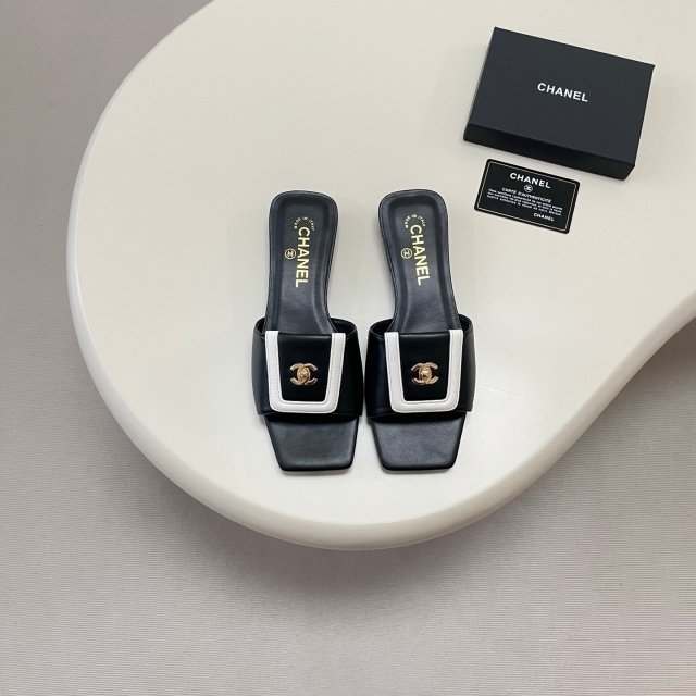 Fashion Square Toe Women Flat Sandals