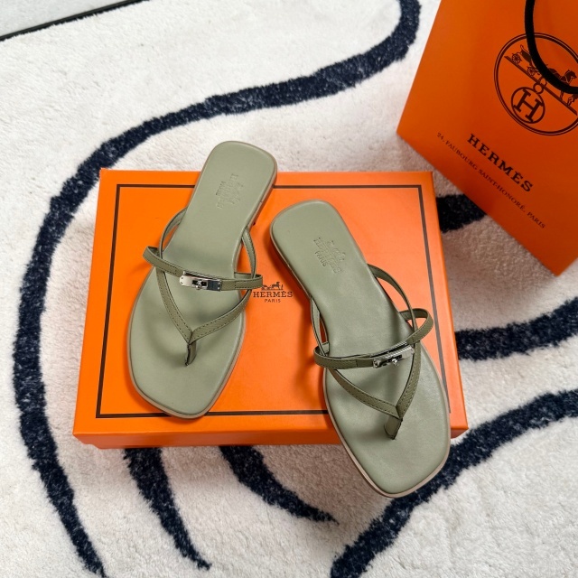 Luxury Fashion Women Beach Flip-Flops