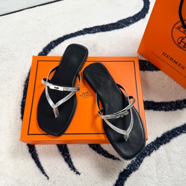 Luxury Fashion Women Beach Flip-Flops