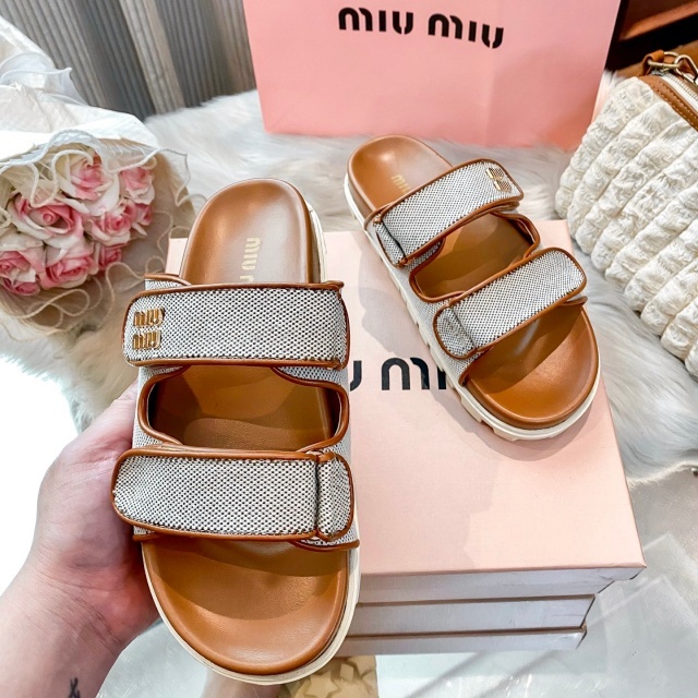 Luxury Fashion Women Velcro Flat Sandals