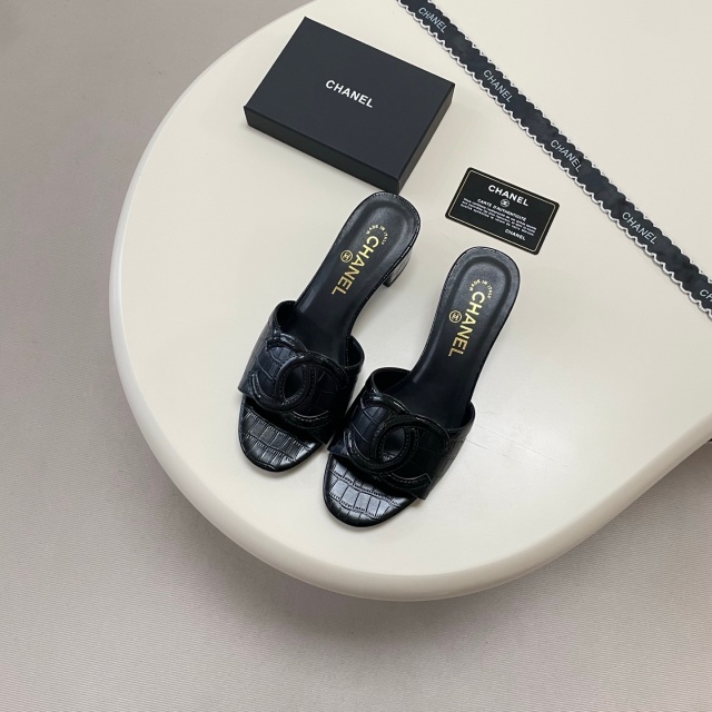 Stone Pattern Leather Fashion Women Chunky Sandals
