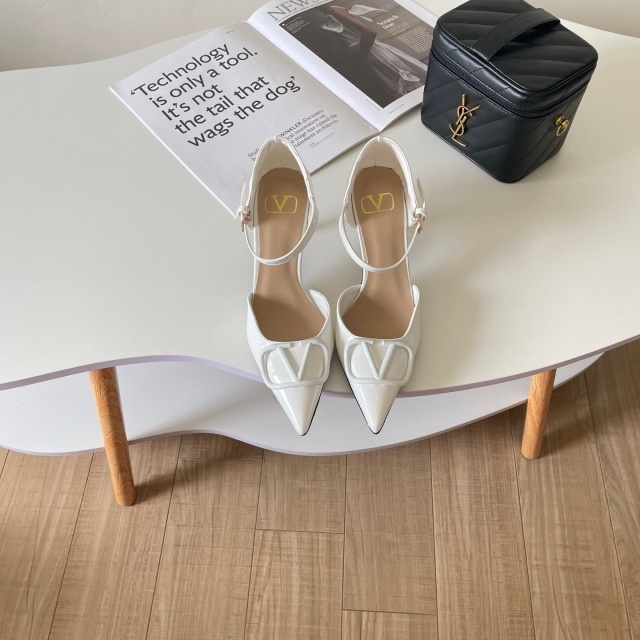 Women Sexy Pointed Toe Leather High Heeled Sandals