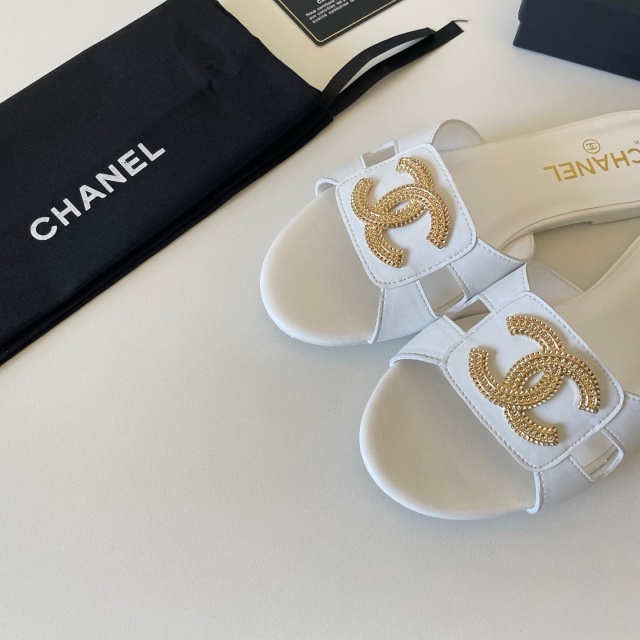 Chic Fashion Leather Hollow Out Flat Sandals