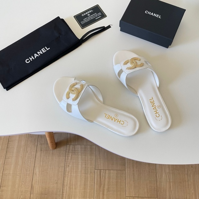 Chic Fashion Leather Hollow Out Flat Sandals